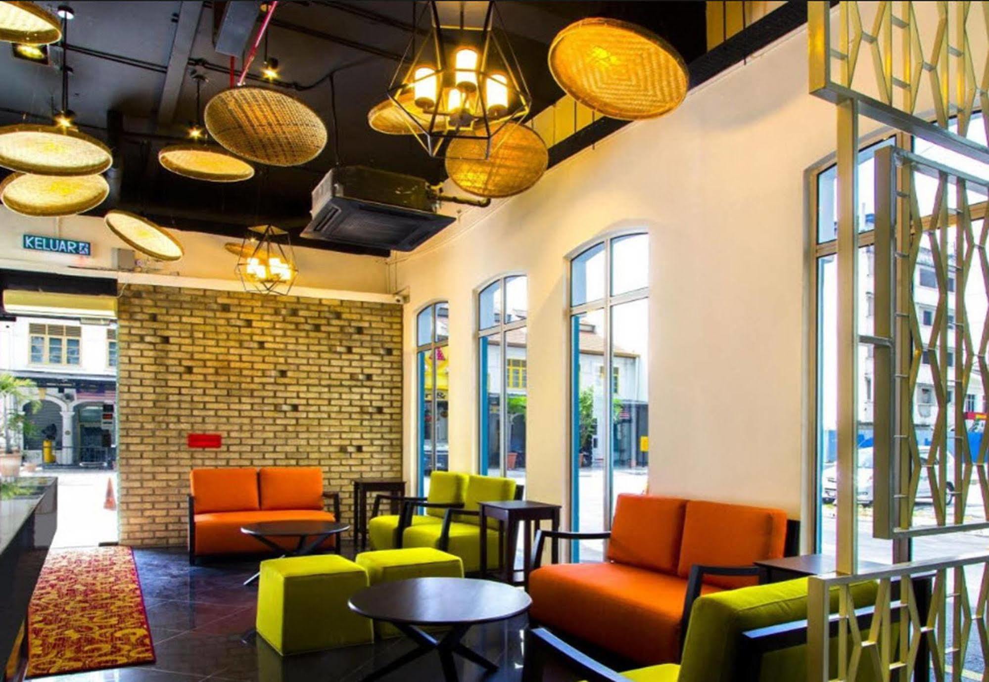 Oyo 127 The Reeds Hotel Куала-Лумпур Экстерьер фото
