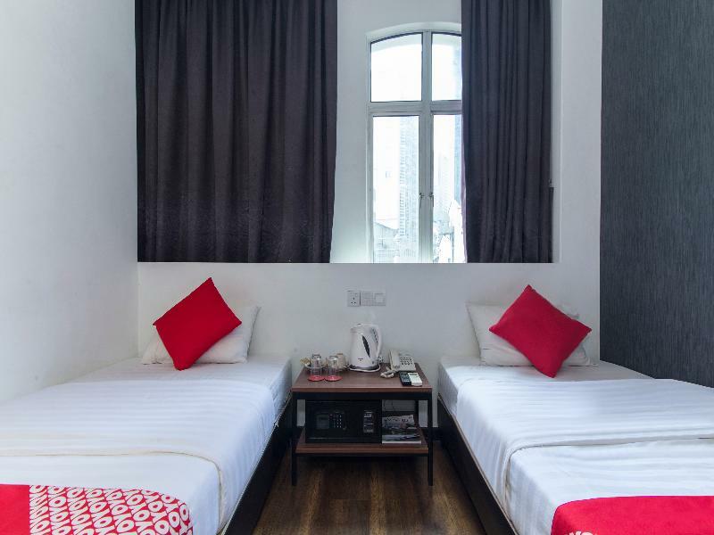 Oyo 127 The Reeds Hotel Куала-Лумпур Экстерьер фото